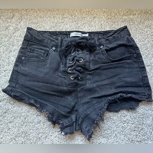 Refuge Black Jeans